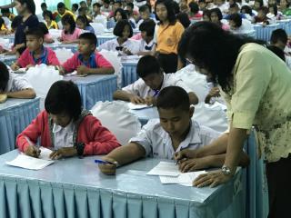 9. กิจกรรมค่ายภาษาไทย ระดับประถมศึกษาปีที่ 6 โครงการพัฒนาศักยภาพผู้เรียนในระดับการศึกษาขั้นพื้นฐาน ระยะที่ 2 เขต2