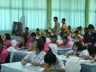 15. กิจกรรมค่ายภาษาไทย ระดับประถมศึกษาปีที่ 6 โครงการพัฒนาศักยภาพผู้เรียนในระดับการศึกษาขั้นพื้นฐาน ระยะที่ 2 เขต2