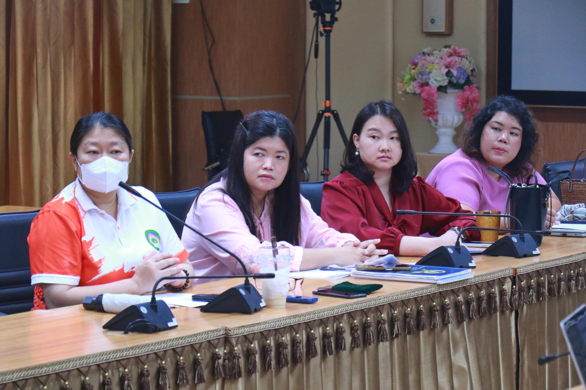 1. กิจกรรมแลกเปลี่ยนเรียนรู้ทบทวนหลักการประเมิน AUN-QA version 4