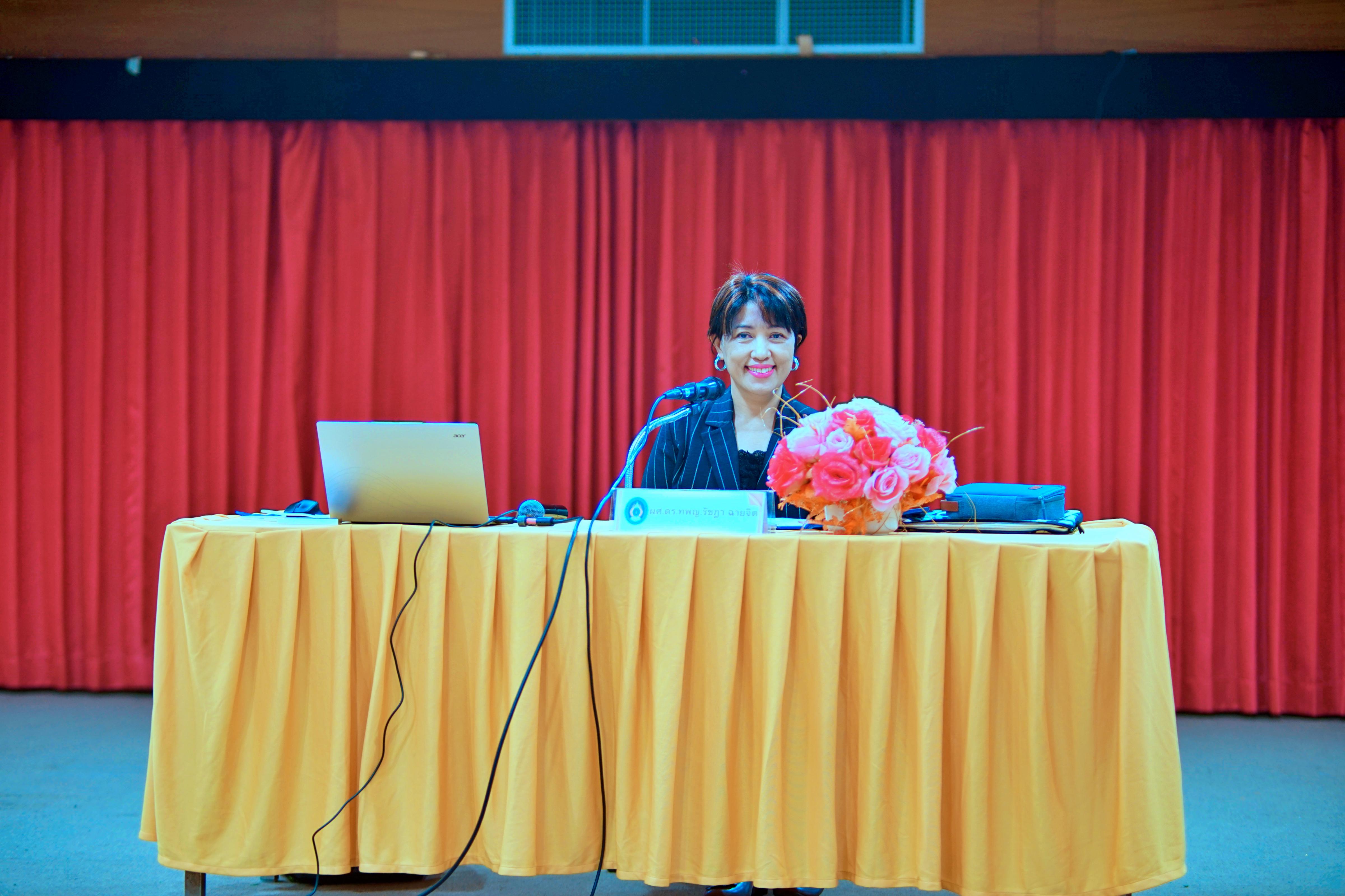 มรภ.กำแพงเพชร เดินหน้ายกระดับคุณภาพการศึกษา จัดอบรมเชิงปฏิบัติการ EdPEx หมวด 6 มุ่งเน้นการออกแบบกระบวนการทำงานและหลักสูตรสู่ความเป็นเลิศ