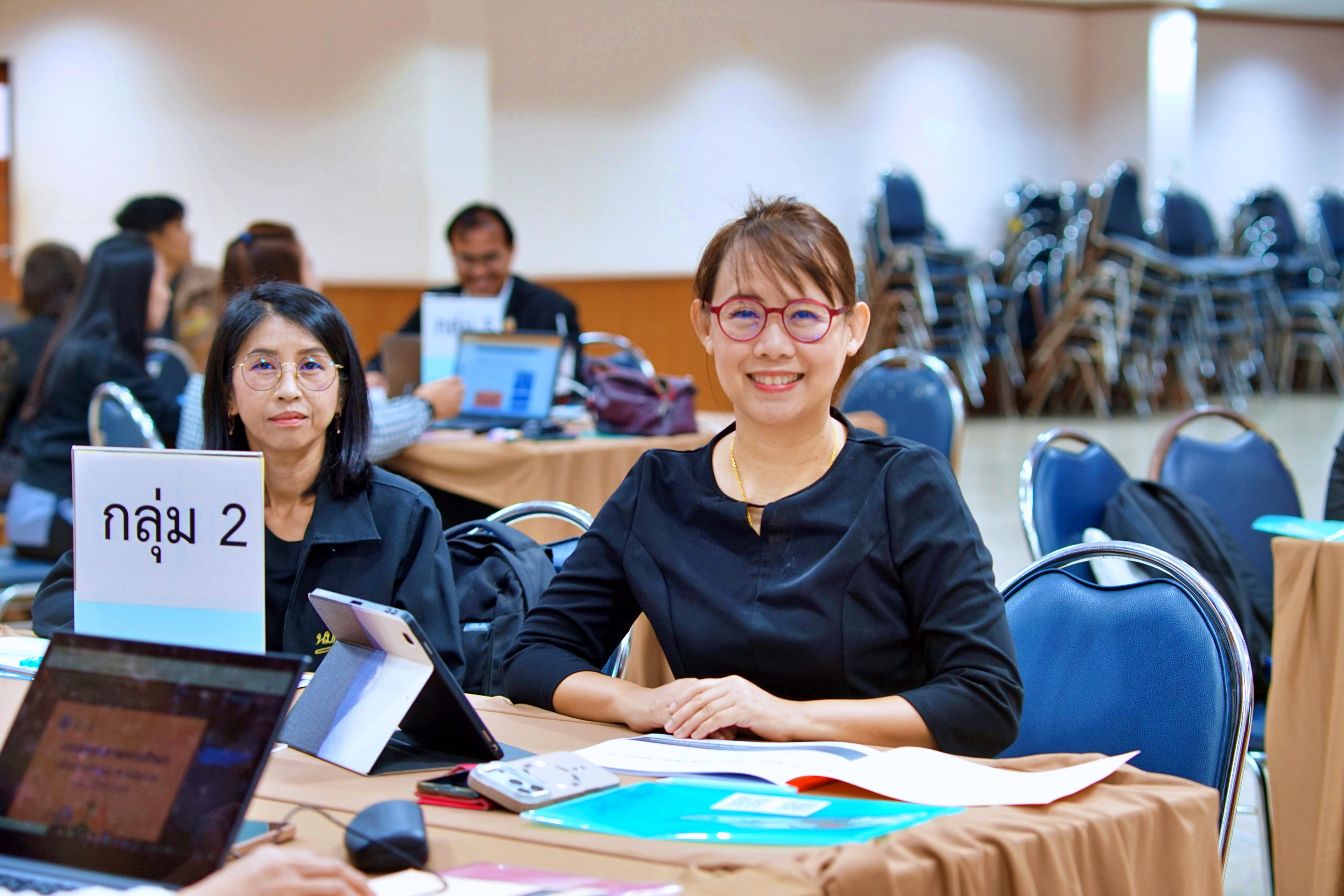 30. มรภ.กำแพงเพชร เดินหน้ายกระดับคุณภาพการศึกษา จัดอบรมเชิงปฏิบัติการ EdPEx หมวด 6 มุ่งเน้นการออกแบบกระบวนการทำงานและหลักสูตรสู่ความเป็นเลิศ