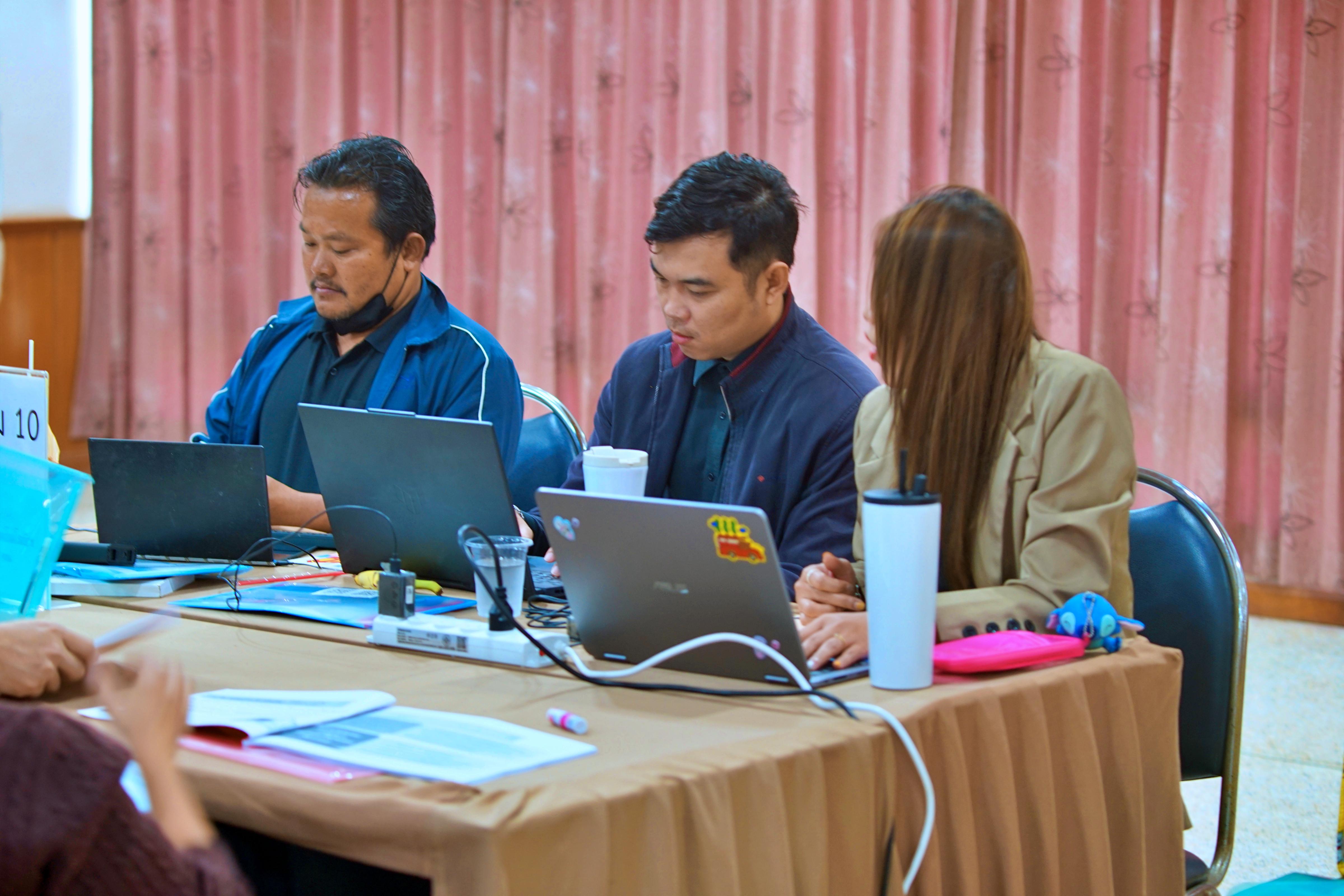 35. มรภ.กำแพงเพชร เดินหน้ายกระดับคุณภาพการศึกษา จัดอบรมเชิงปฏิบัติการ EdPEx หมวด 6 มุ่งเน้นการออกแบบกระบวนการทำงานและหลักสูตรสู่ความเป็นเลิศ