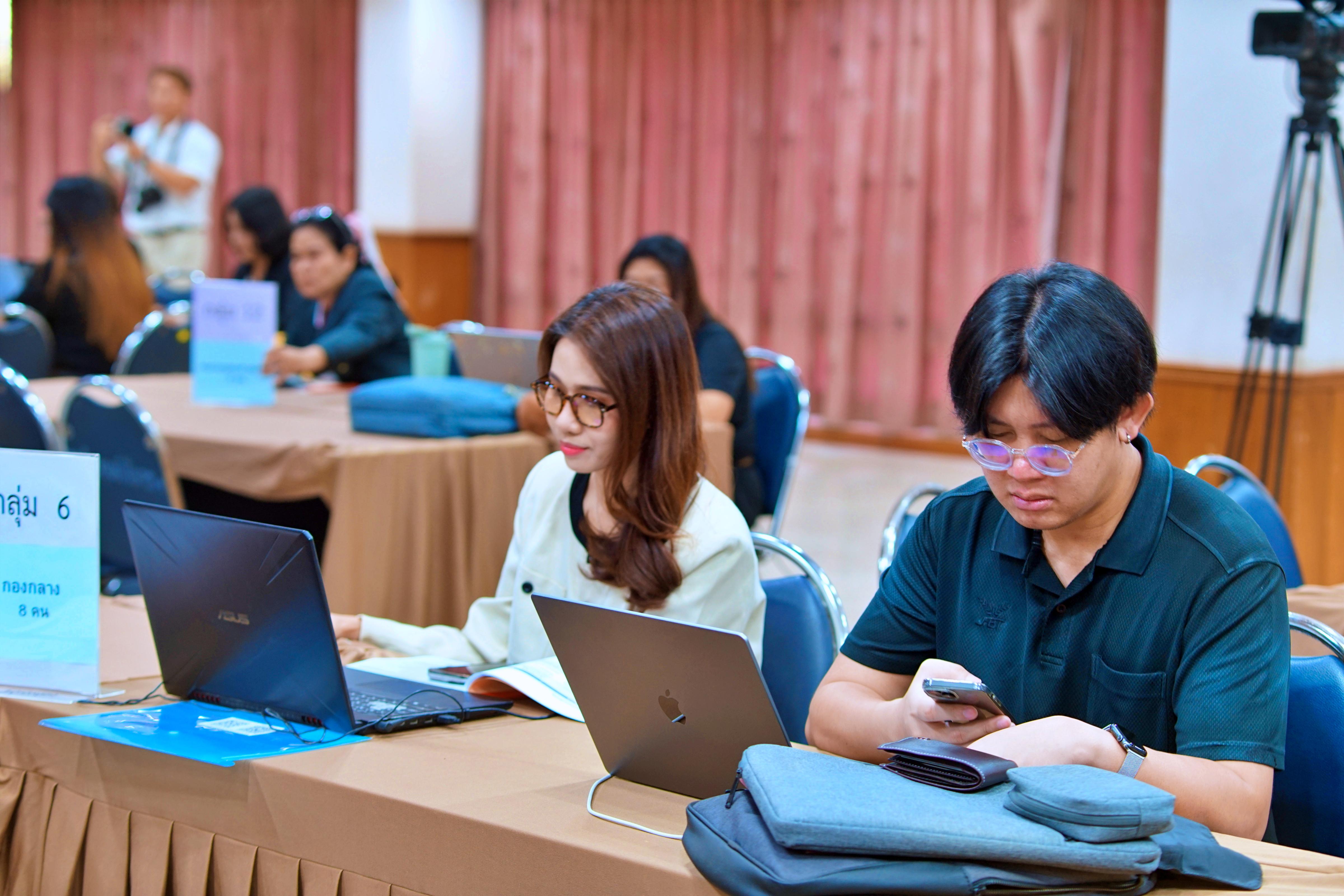 40. มรภ.กำแพงเพชร เดินหน้ายกระดับคุณภาพการศึกษา จัดอบรมเชิงปฏิบัติการ EdPEx หมวด 6 มุ่งเน้นการออกแบบกระบวนการทำงานและหลักสูตรสู่ความเป็นเลิศ