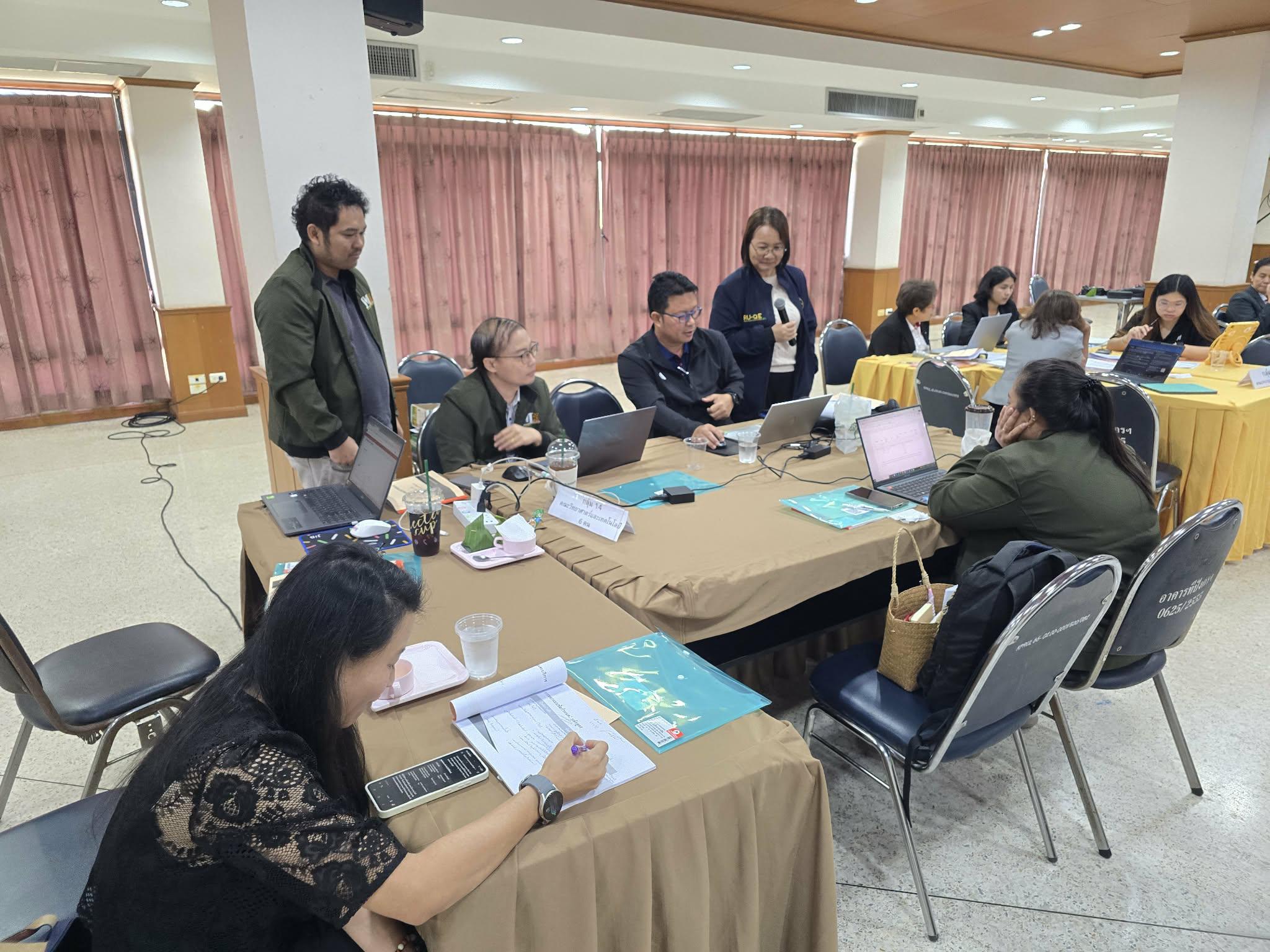 57. มรภ.กำแพงเพชร เดินหน้ายกระดับคุณภาพการศึกษา จัดอบรมเชิงปฏิบัติการ EdPEx หมวด 6 มุ่งเน้นการออกแบบกระบวนการทำงานและหลักสูตรสู่ความเป็นเลิศ