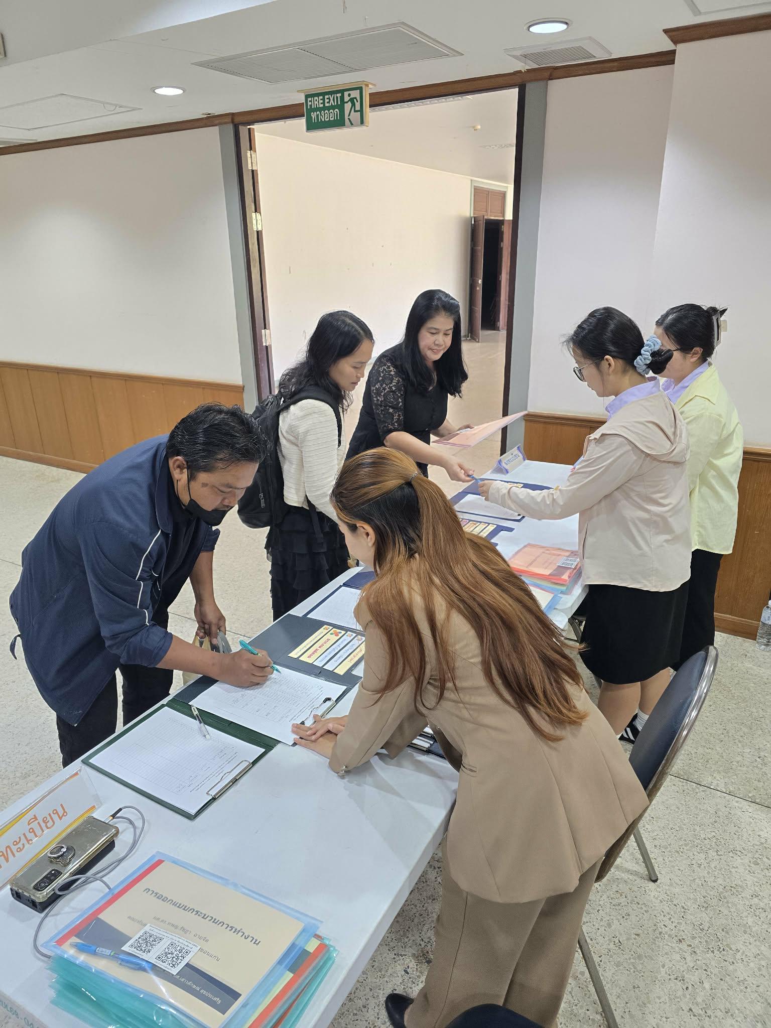 61. มรภ.กำแพงเพชร เดินหน้ายกระดับคุณภาพการศึกษา จัดอบรมเชิงปฏิบัติการ EdPEx หมวด 6 มุ่งเน้นการออกแบบกระบวนการทำงานและหลักสูตรสู่ความเป็นเลิศ