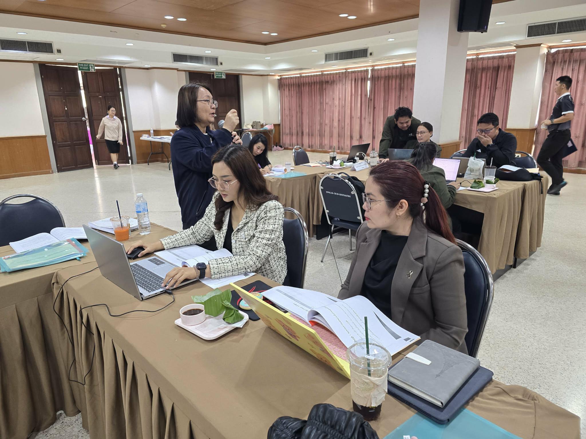 76. มรภ.กำแพงเพชร เดินหน้ายกระดับคุณภาพการศึกษา จัดอบรมเชิงปฏิบัติการ EdPEx หมวด 6 มุ่งเน้นการออกแบบกระบวนการทำงานและหลักสูตรสู่ความเป็นเลิศ