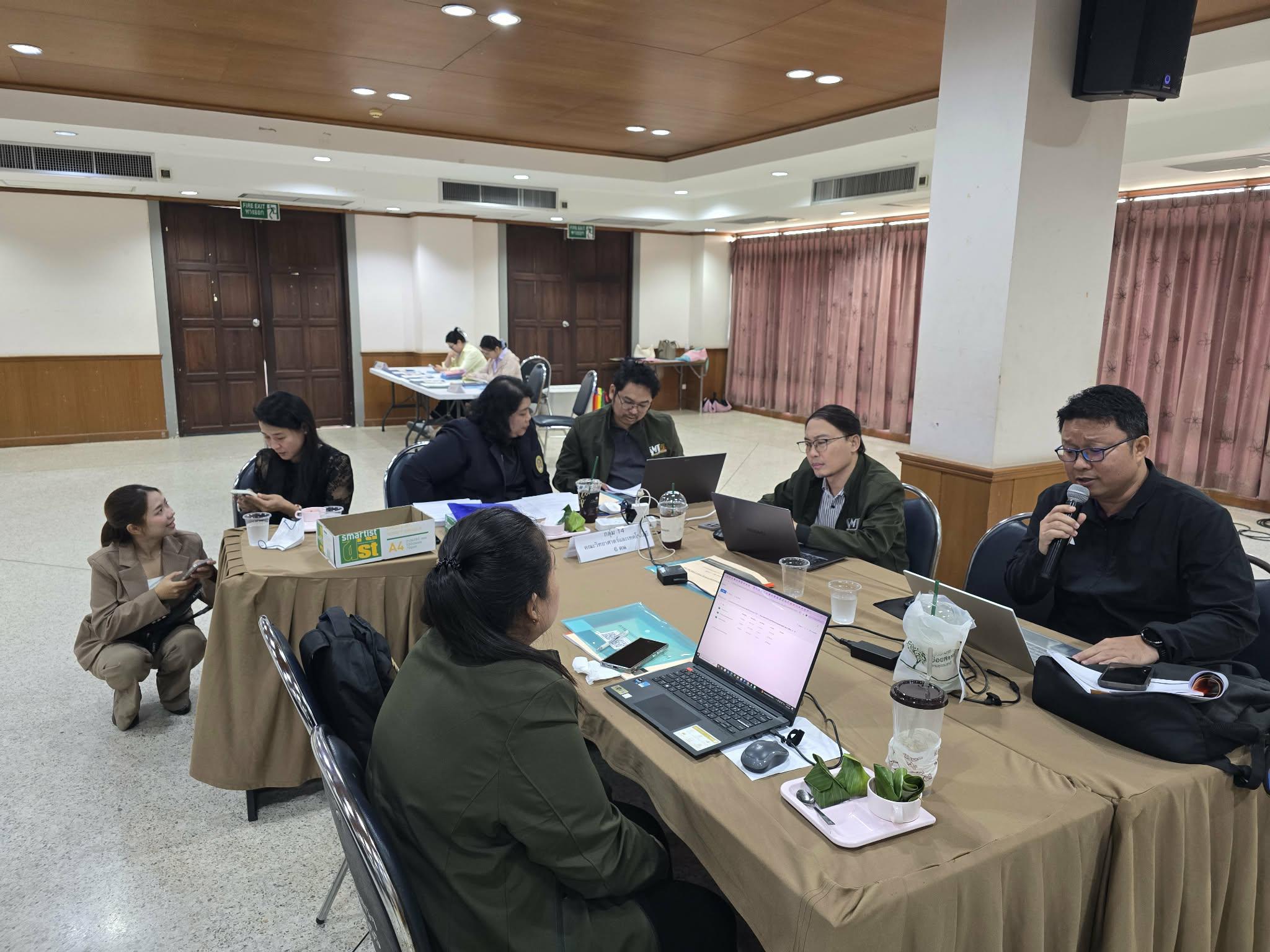 132. มรภ.กำแพงเพชร เดินหน้ายกระดับคุณภาพการศึกษา จัดอบรมเชิงปฏิบัติการ EdPEx หมวด 6 มุ่งเน้นการออกแบบกระบวนการทำงานและหลักสูตรสู่ความเป็นเลิศ