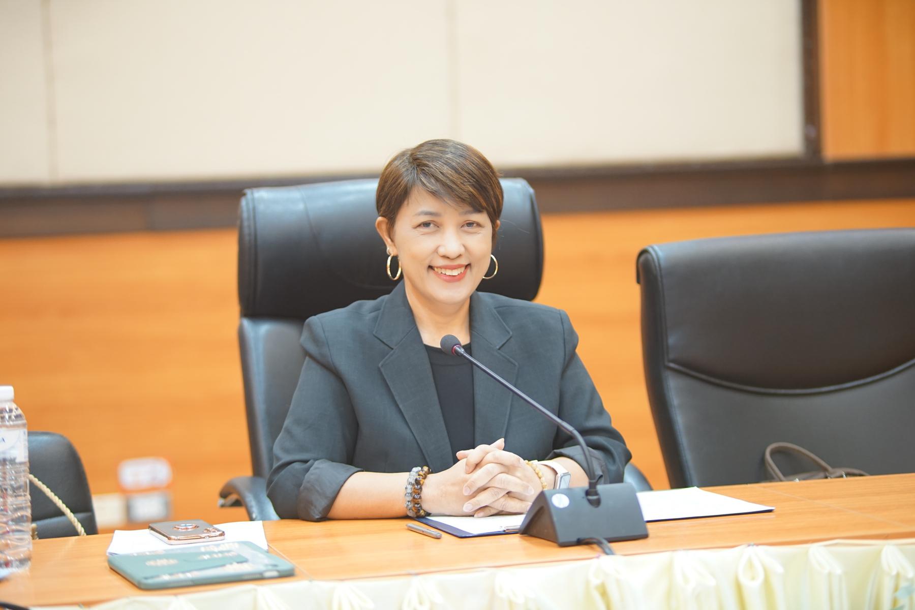 8. มรภ.กำแพงเพชร รุกหนักพัฒนาคุณภาพองค์กร จัดโครงการวิพากษ์กระบวนการทำงาน มุ่งยกระดับสู่มาตรฐาน EdPEx และ TQA