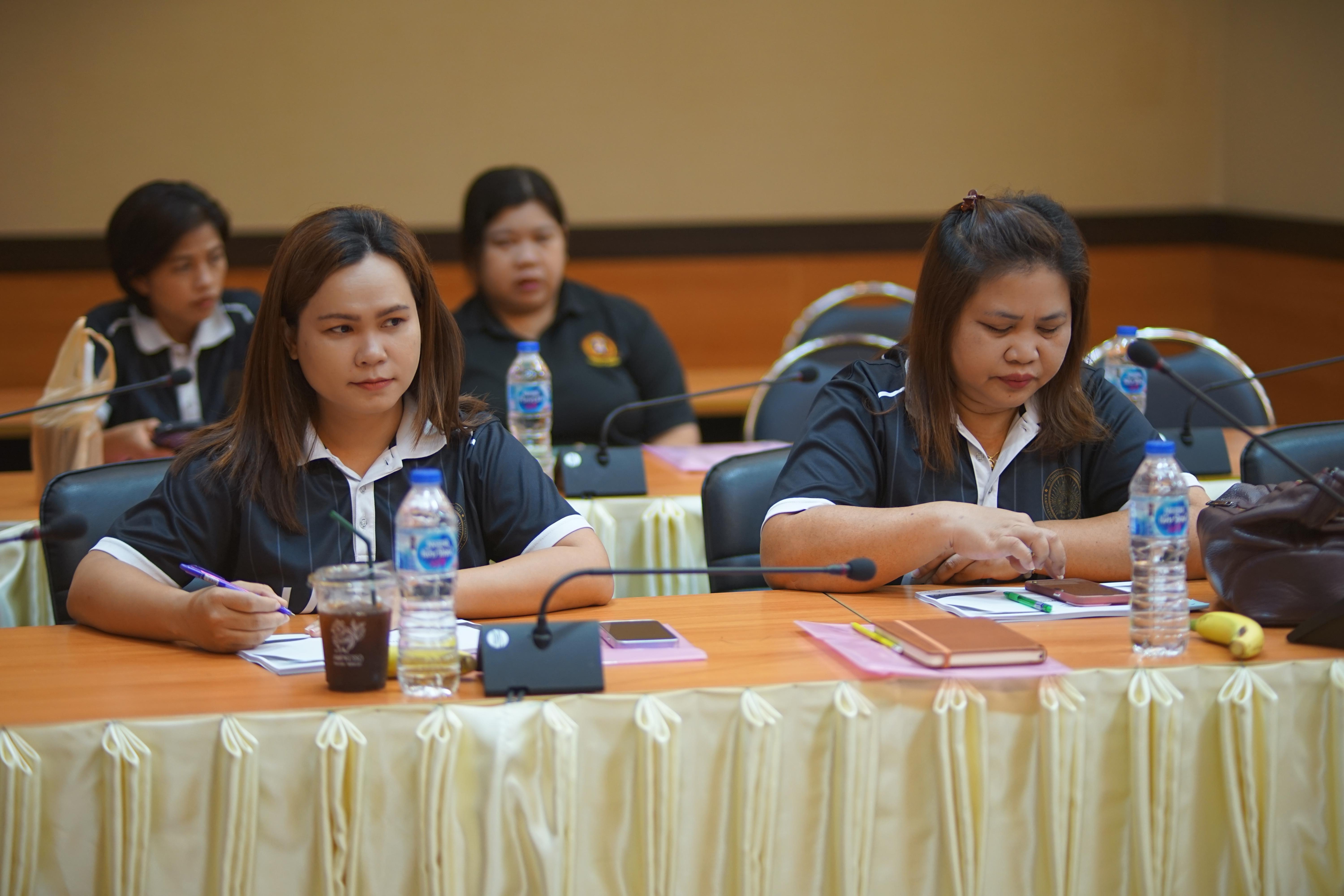 10. มรภ.กำแพงเพชร จัดอบรมระบบการควบคุมภายใน มุ่งยกระดับธรรมาภิบาลในองค์กร