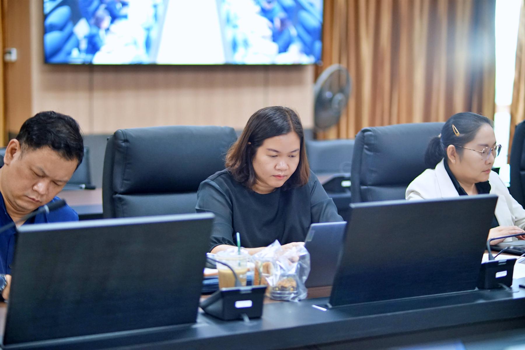9. มรภ.กำแพงเพชร เดินหน้ายกระดับคุณภาพการศึกษา จัดอบรมเข้มแนวทางเขียน SAR และทบทวนเกณฑ์ AUN-QA เตรียมพร้อมรับการประเมินปีการศึกษา 2568