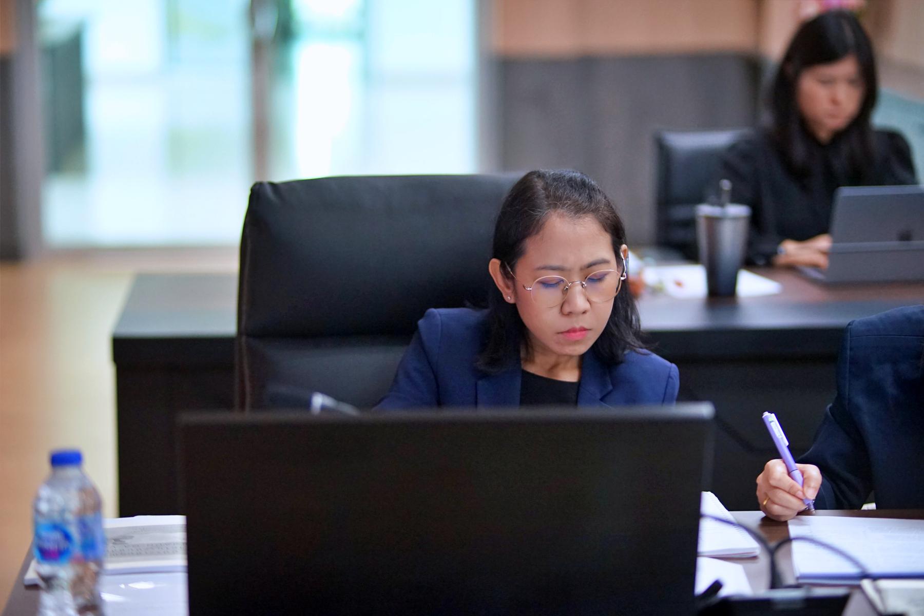 14. มรภ.กำแพงเพชร เดินหน้ายกระดับคุณภาพการศึกษา จัดอบรมเข้มแนวทางเขียน SAR และทบทวนเกณฑ์ AUN-QA เตรียมพร้อมรับการประเมินปีการศึกษา 2568