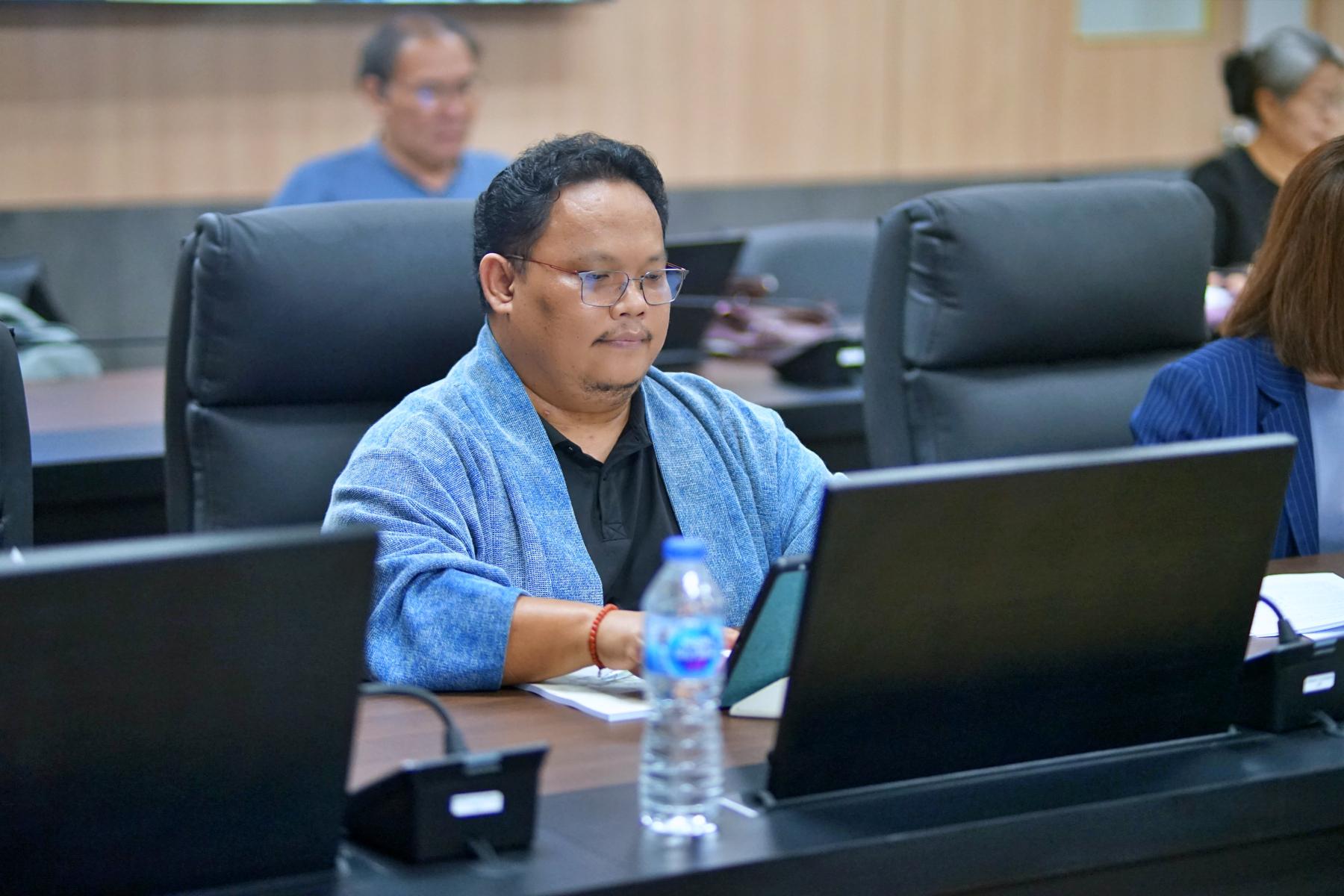 16. มรภ.กำแพงเพชร เดินหน้ายกระดับคุณภาพการศึกษา จัดอบรมเข้มแนวทางเขียน SAR และทบทวนเกณฑ์ AUN-QA เตรียมพร้อมรับการประเมินปีการศึกษา 2568