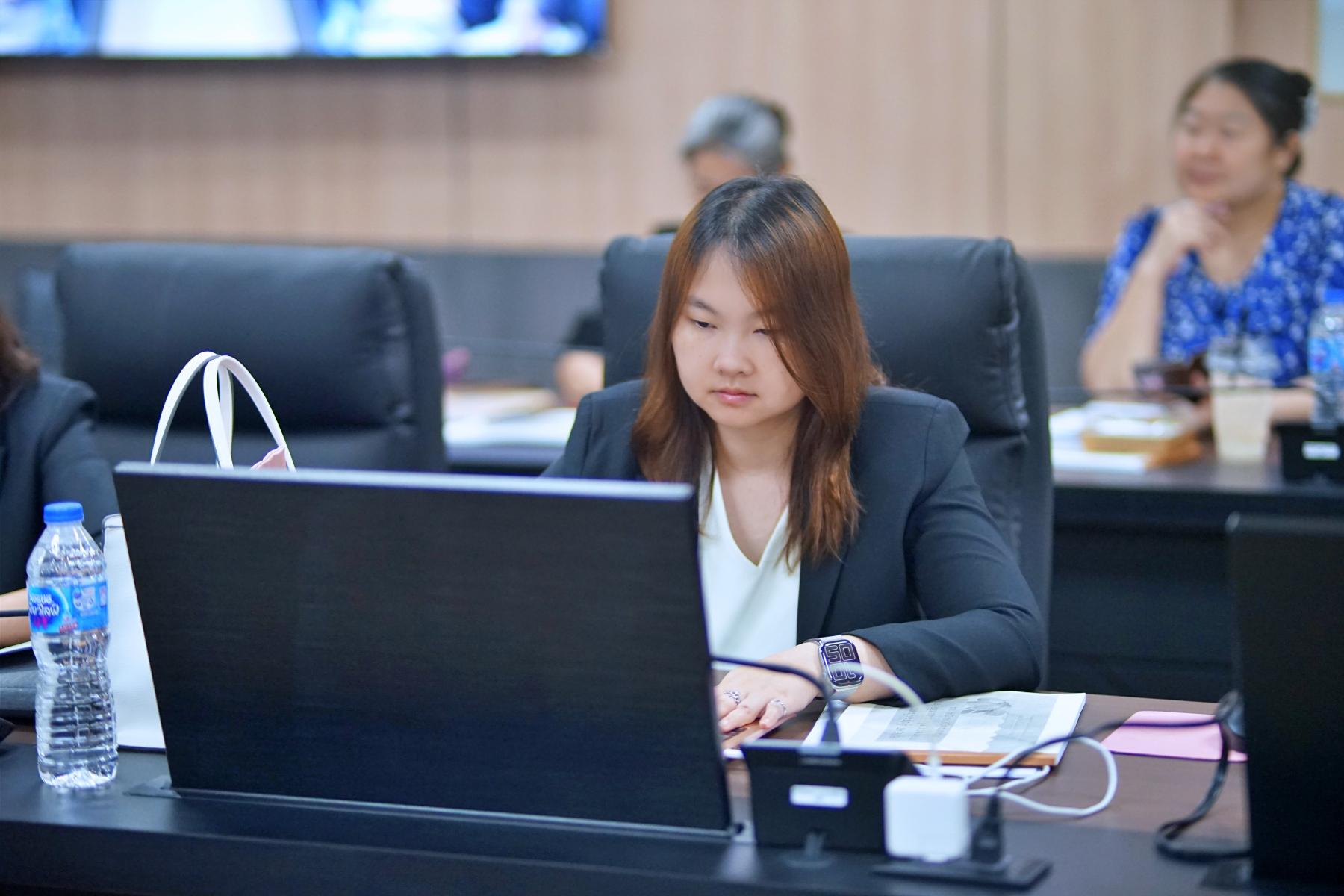 19. มรภ.กำแพงเพชร เดินหน้ายกระดับคุณภาพการศึกษา จัดอบรมเข้มแนวทางเขียน SAR และทบทวนเกณฑ์ AUN-QA เตรียมพร้อมรับการประเมินปีการศึกษา 2568