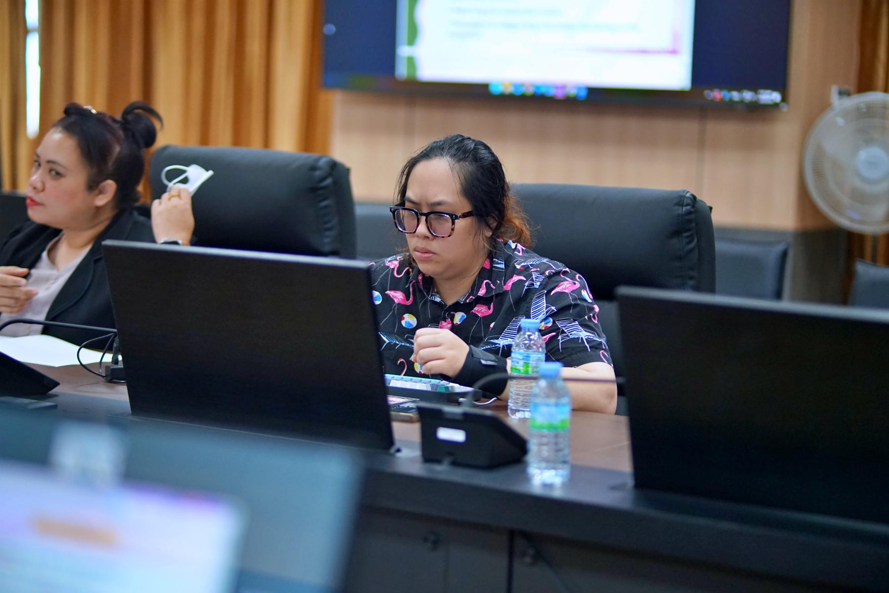 55. มรภ.กำแพงเพชร เดินหน้ายกระดับคุณภาพการศึกษา จัดอบรมเข้มแนวทางเขียน SAR และทบทวนเกณฑ์ AUN-QA เตรียมพร้อมรับการประเมินปีการศึกษา 2568