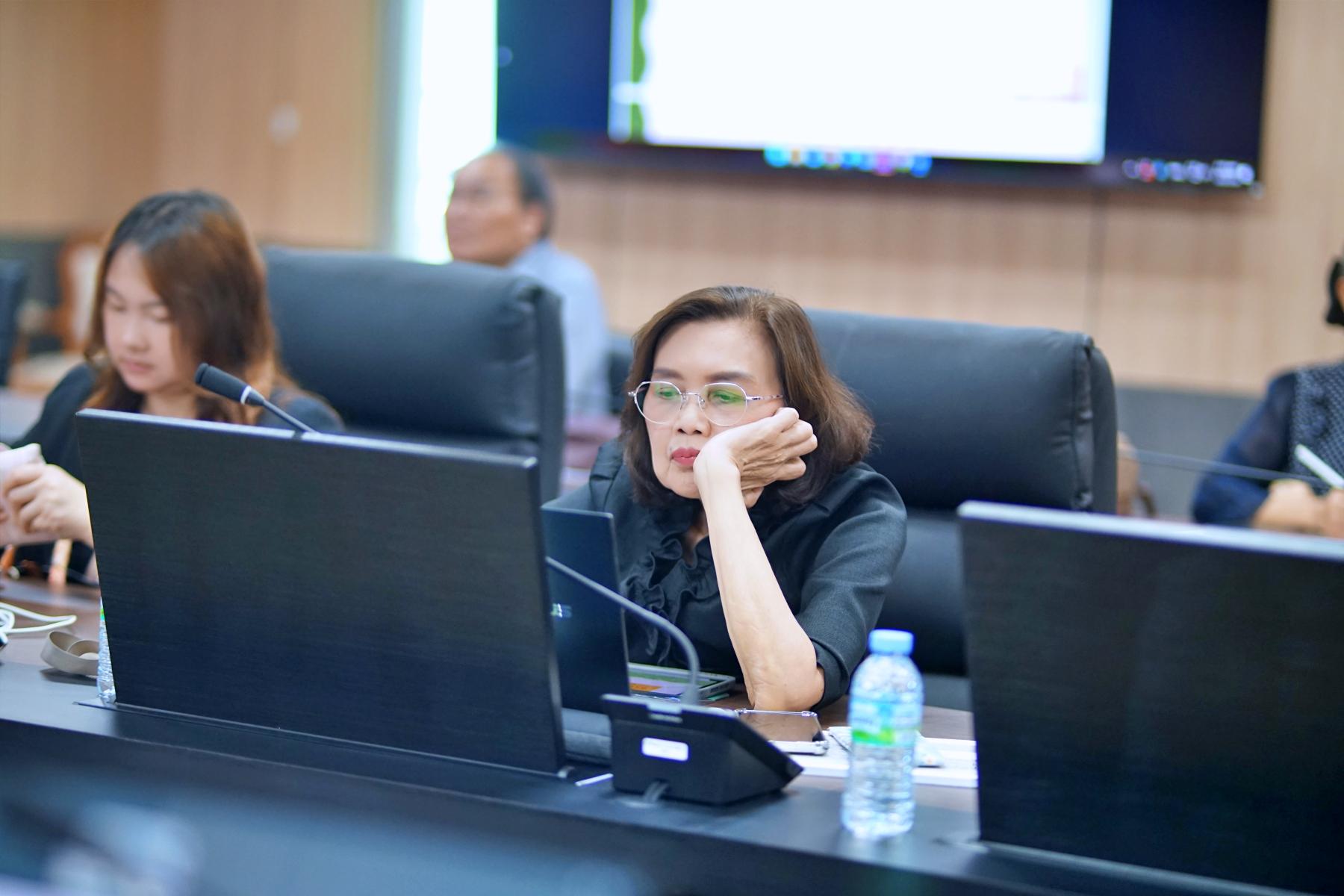 67. มรภ.กำแพงเพชร เดินหน้ายกระดับคุณภาพการศึกษา จัดอบรมเข้มแนวทางเขียน SAR และทบทวนเกณฑ์ AUN-QA เตรียมพร้อมรับการประเมินปีการศึกษา 2568