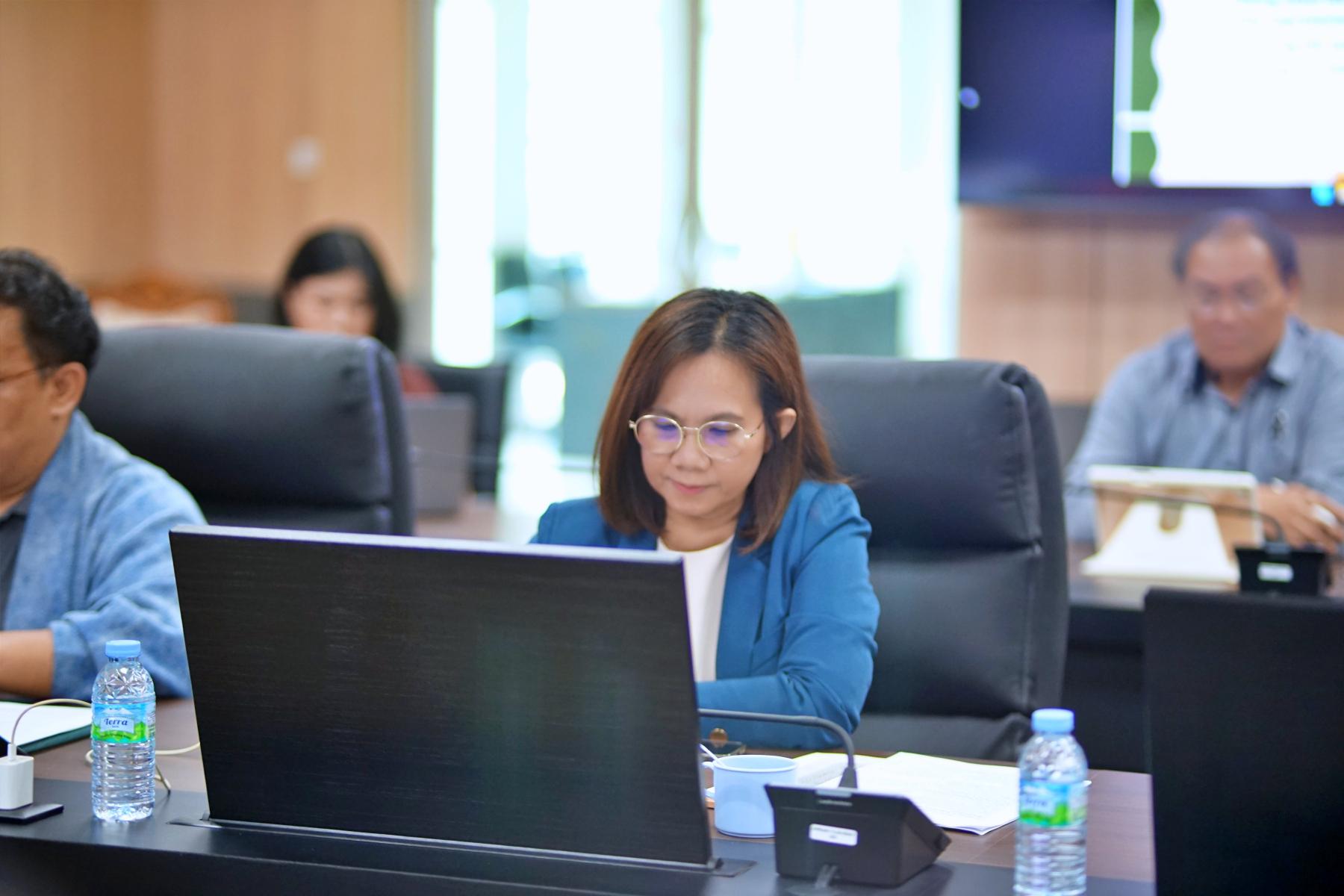 70. มรภ.กำแพงเพชร เดินหน้ายกระดับคุณภาพการศึกษา จัดอบรมเข้มแนวทางเขียน SAR และทบทวนเกณฑ์ AUN-QA เตรียมพร้อมรับการประเมินปีการศึกษา 2568