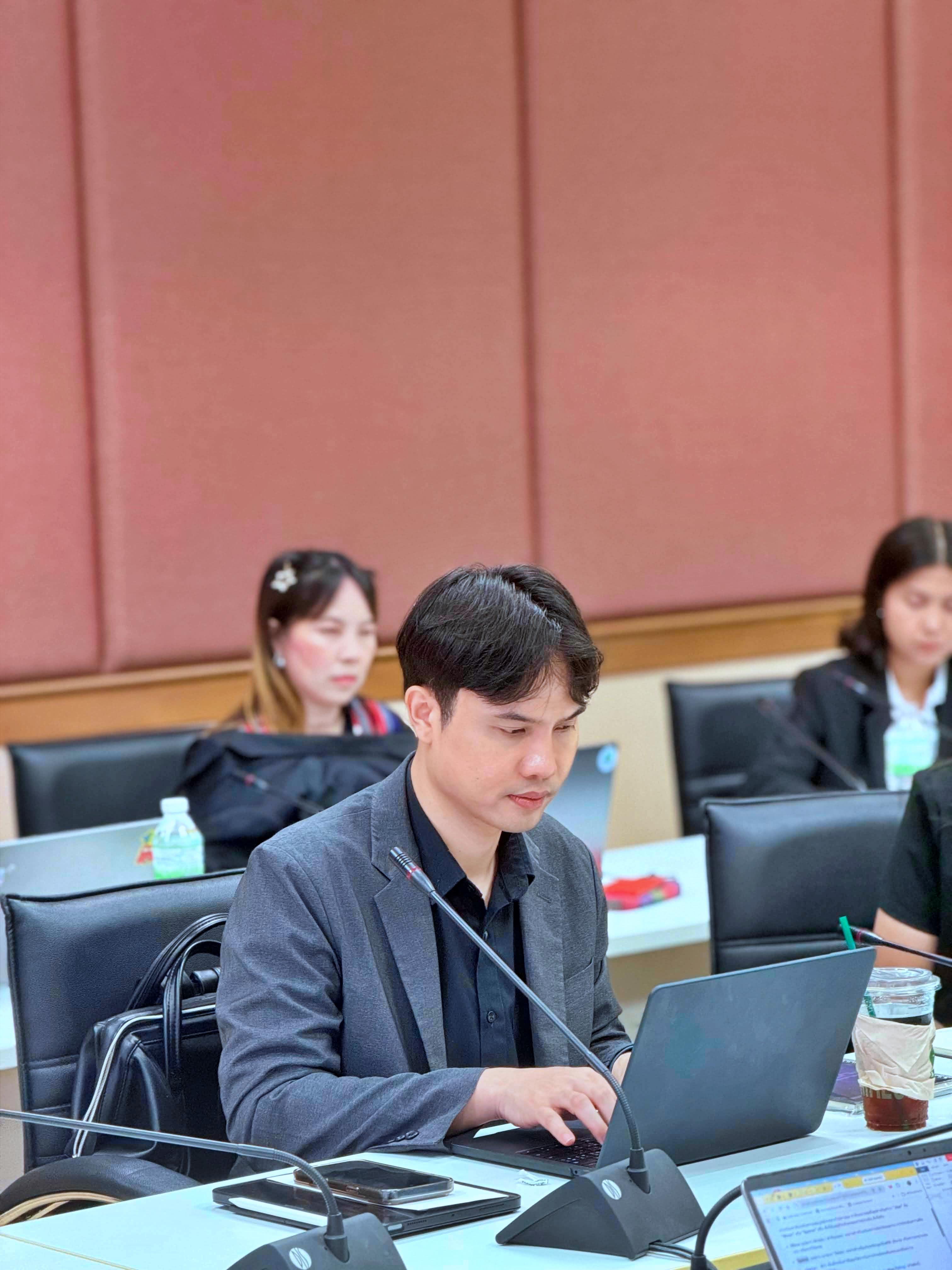 5. สป.อว. ลุยต่อจัดสัมมนา "EdPEx in Action" ครั้งที่ 2 ชูวิสัยทัศน์ผู้นำรับมือวิกฤตอุดมศึกษา มรภ.กำแพงเพชร ร่วมวงคึกคัก