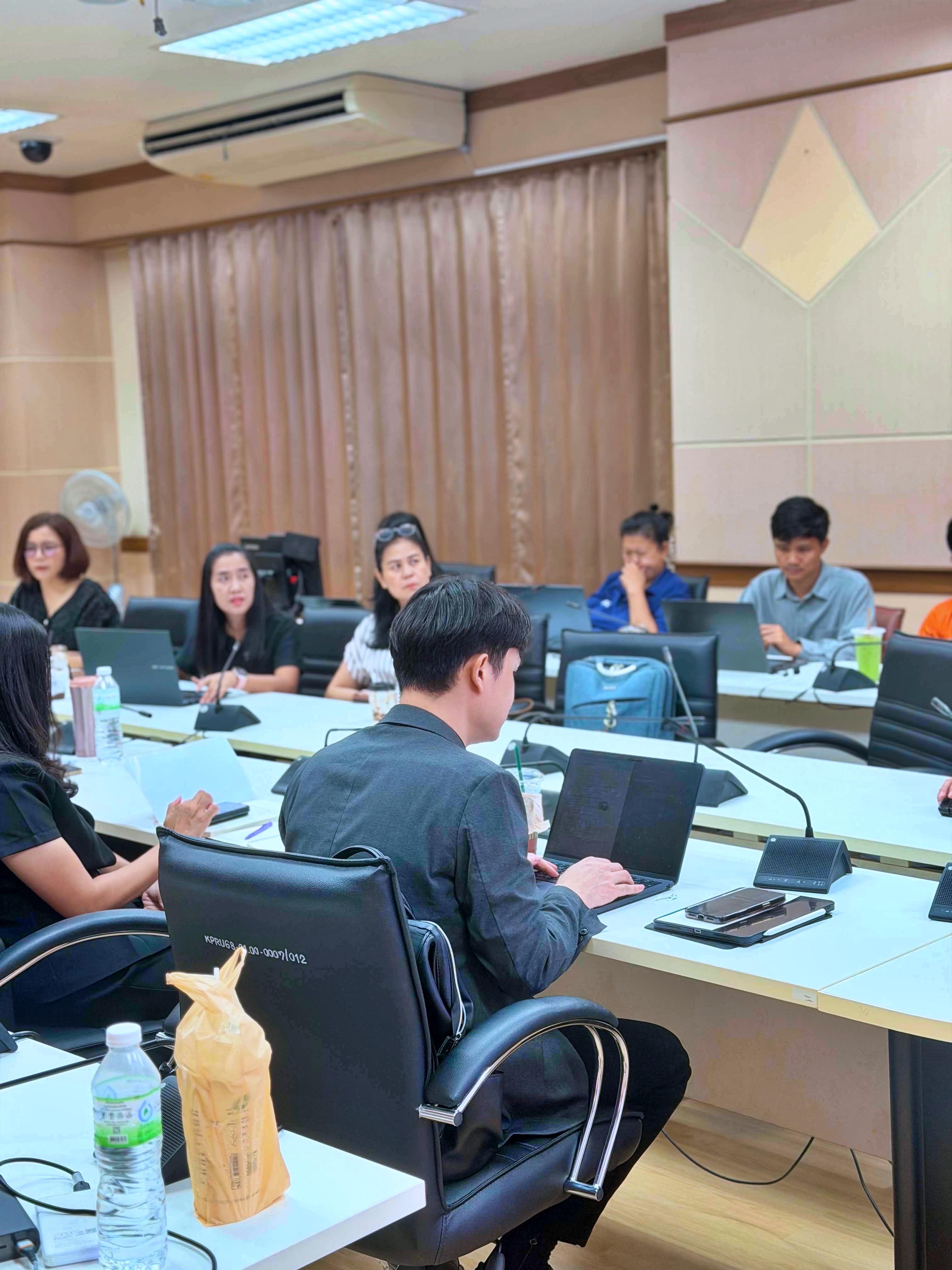 17. สป.อว. ลุยต่อจัดสัมมนา "EdPEx in Action" ครั้งที่ 2 ชูวิสัยทัศน์ผู้นำรับมือวิกฤตอุดมศึกษา มรภ.กำแพงเพชร ร่วมวงคึกคัก